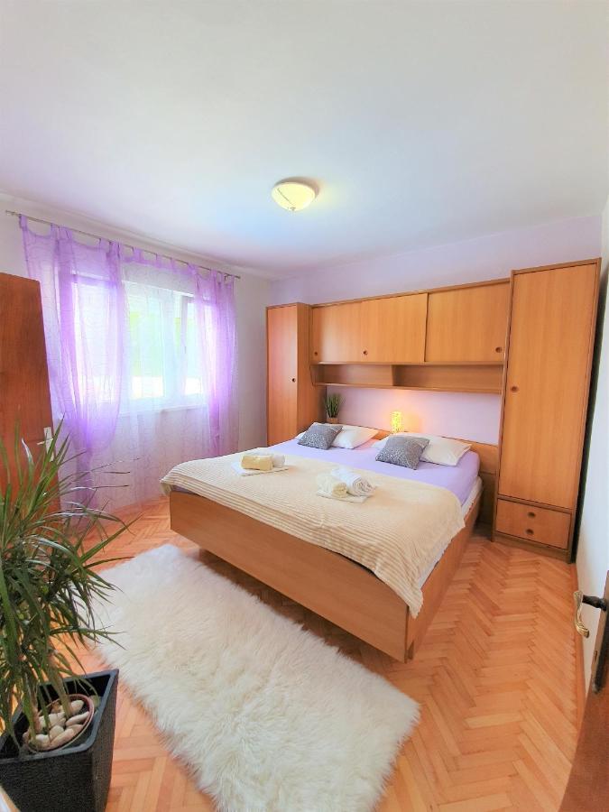 Apartments Angela Kampor 外观 照片