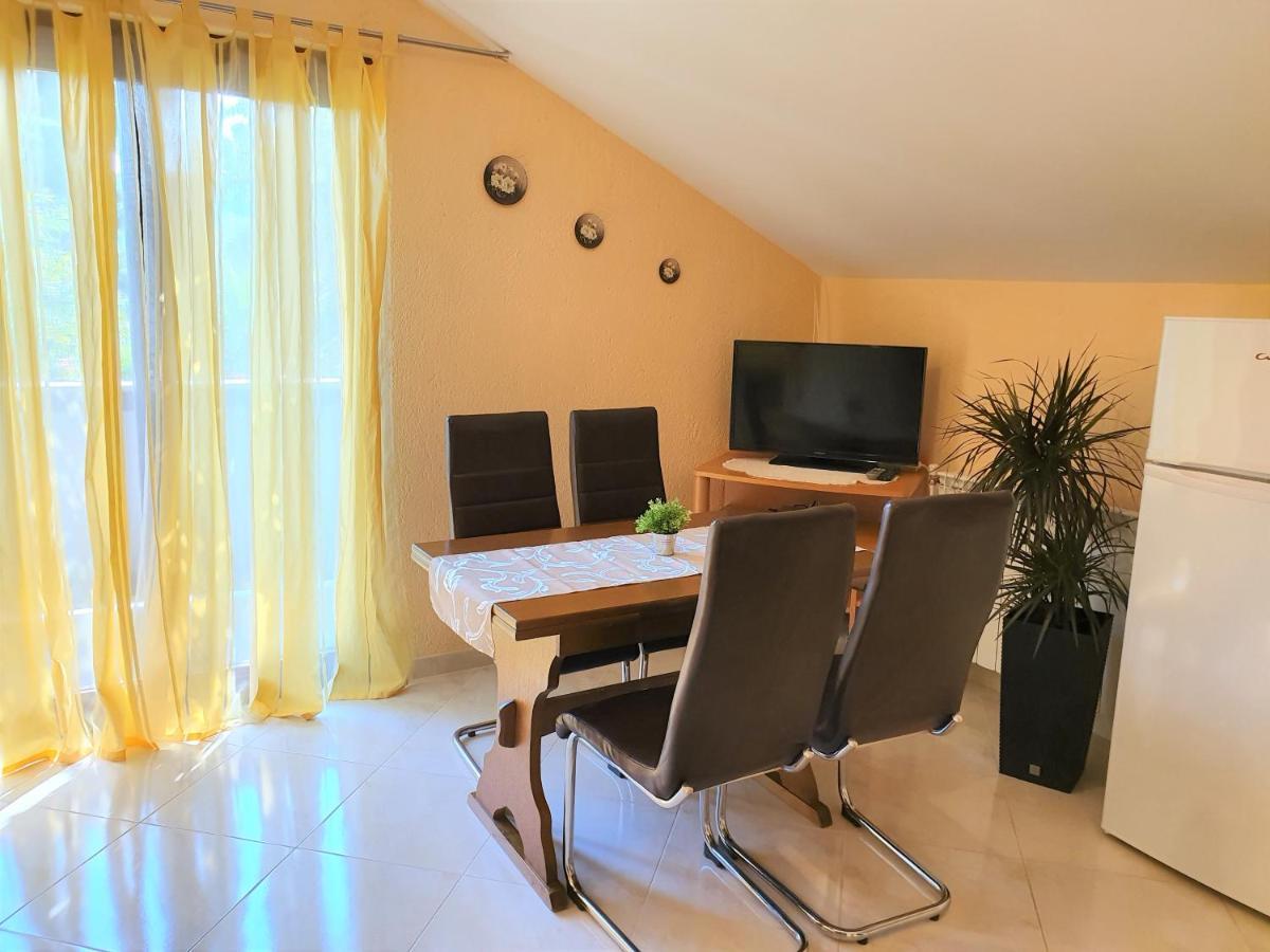 Apartments Angela Kampor 外观 照片